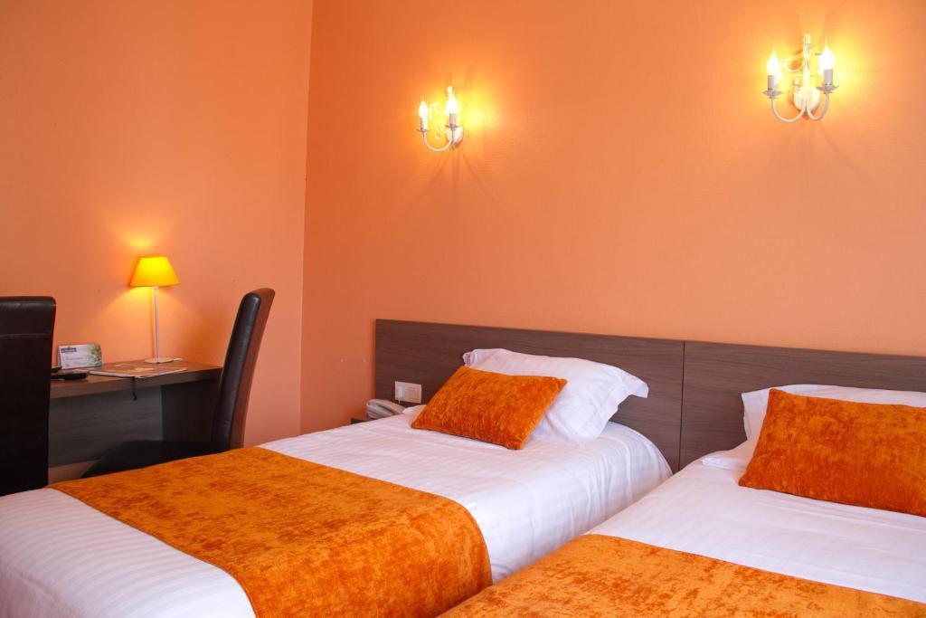Hotel Les Hirondelles Les Sables-dʼOlonne Habitación foto