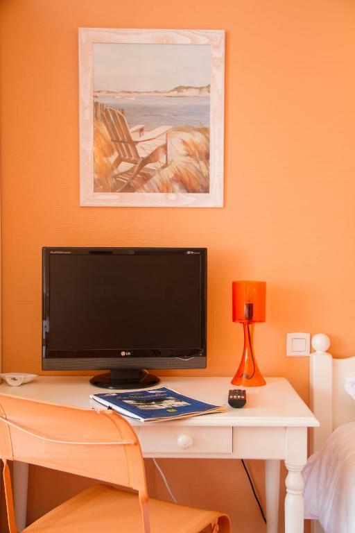 Hotel Les Hirondelles Les Sables-dʼOlonne Habitación foto